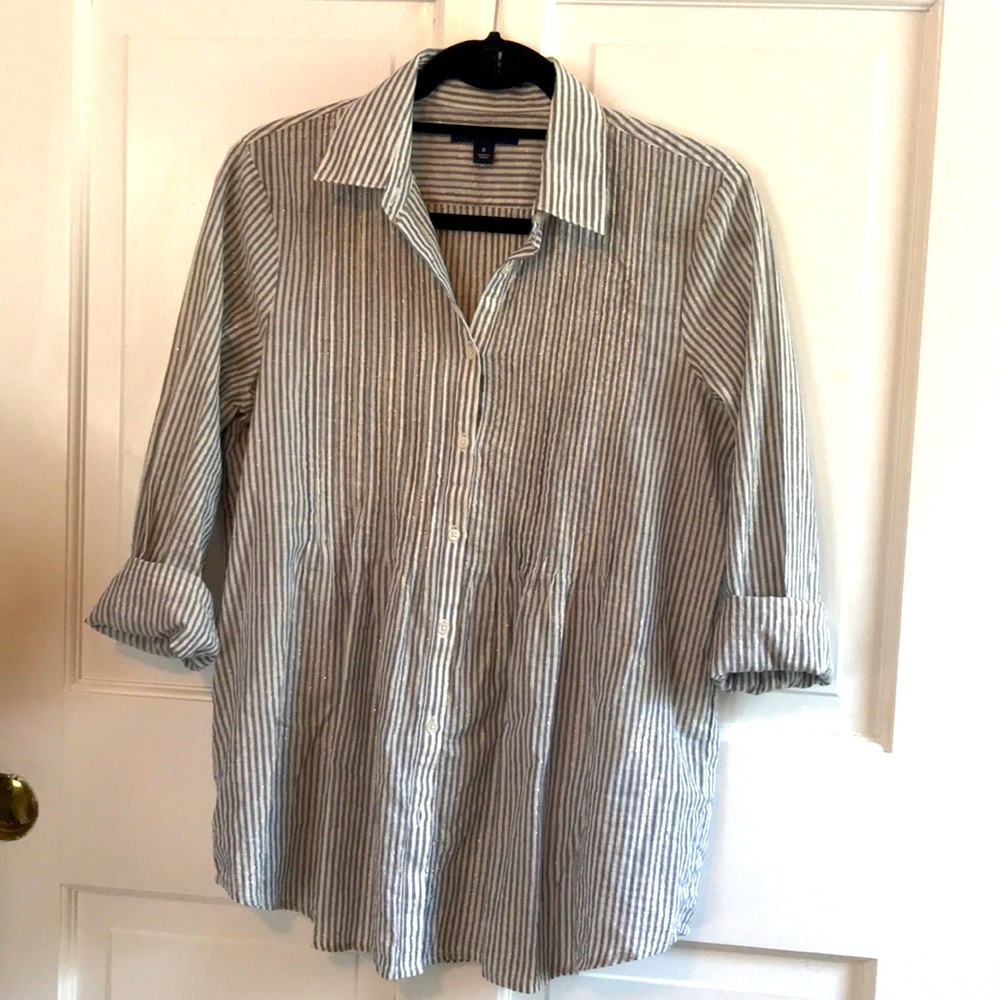 Lands’ End collared women’s dress shirt